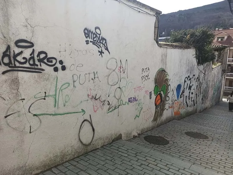 Foto 3 - La oposici&oacute;n pide medidas de mejora y limpieza en diversos lugares de B&eacute;jar