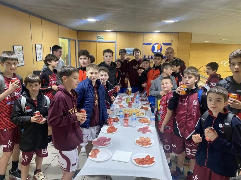 Foto 5 - El CB Tormes presenta a todos sus equipos auton&oacute;micos