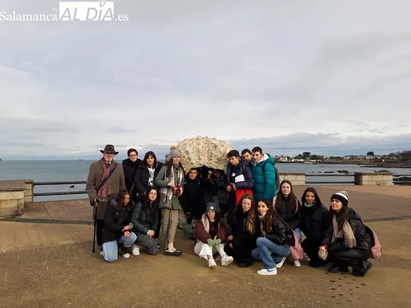 Alumnos de 3º y 4º de la ESO, del IES Ramos del MaNzano de vitigudino, por tierras irlandesas / ALUMNOS DEL IES