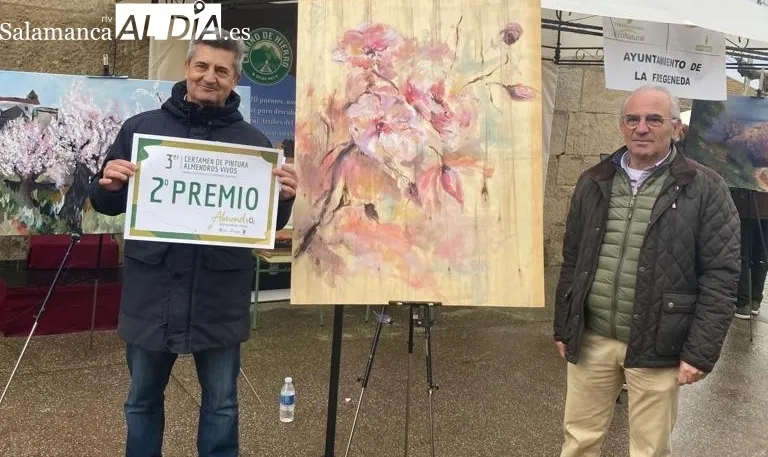 A pesar de la intensa lluvia los artistas pudieron realizar sus lienzos este domingo en La Fregeneda