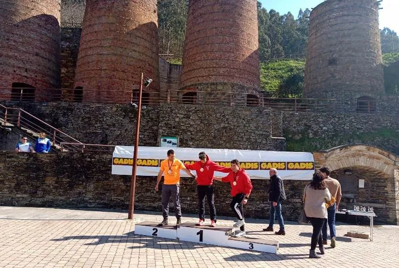 Foto 3 - Rodrigo Ramos y Nicole Romo logran un oro en el arranque de la Copa de Espa&ntilde;a de Descenso