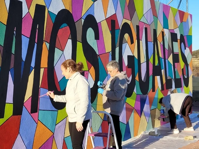 Villavieja pone fin al proyecto muralista 8M