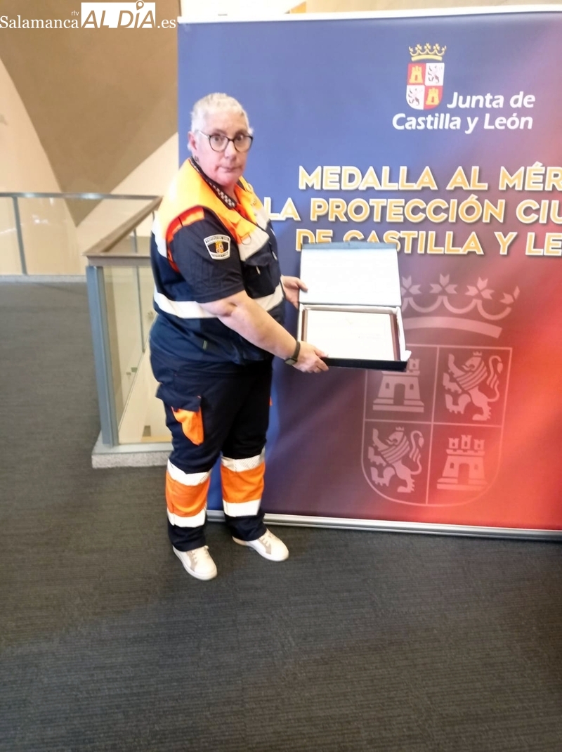 Los Voluntarios de Protección Civil de Vitigudino durante el acto de reconocimiento este miércoles en el Palacio de Congresos de Salamanca  