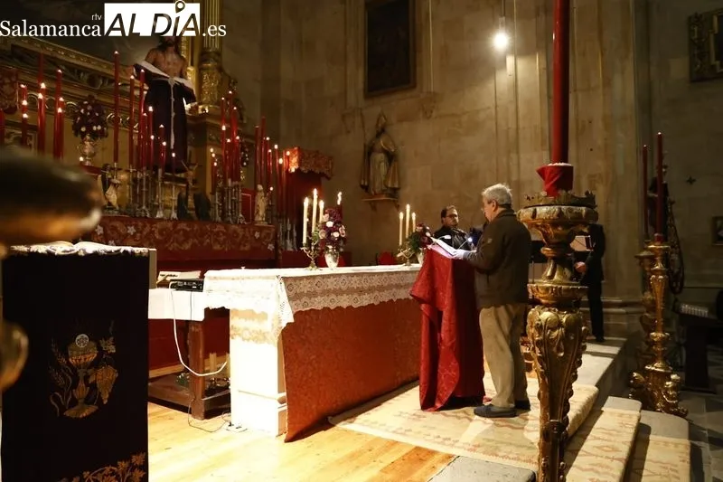 Foto 12 - Poetas y m&uacute;sicos defienden la vertiente espiritual de las personas en la X Oraci&oacute;n Po&eacute;tica ante el Despojado