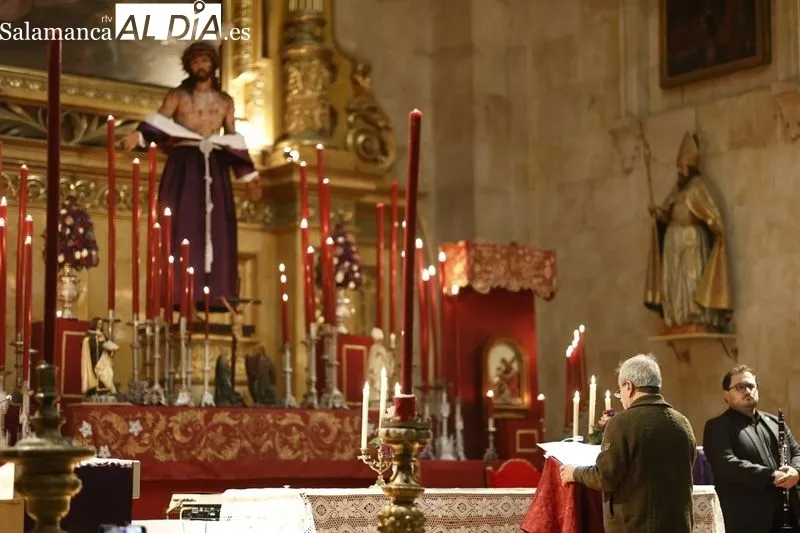 Foto 11 - Poetas y m&uacute;sicos defienden la vertiente espiritual de las personas en la X Oraci&oacute;n Po&eacute;tica ante el Despojado