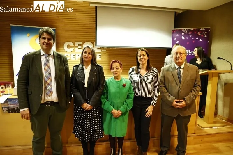 Jornada 'in-VISIBLES' en la sede de CEOE CEPYME Salamanca. Foto de David Sañudo