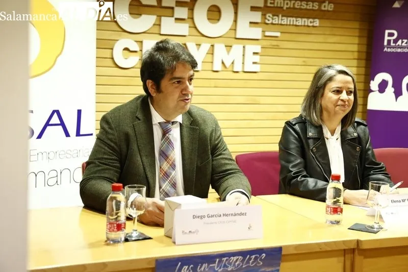 Jornada 'in-VISIBLES' en la sede de CEOE CEPYME Salamanca. Foto de David Sañudo