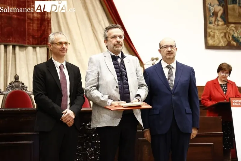 Homenaje en el Paraninfo a docentes e investigadores de la USAL que se jubilan este curso. Foto de David Sañudo