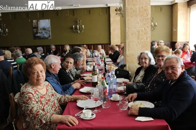 Foto 2 - Comida por la celebraci&oacute;n de Santo &Aacute;ngel en Restaurante Do&ntilde;a Matea