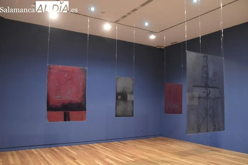Exposición ‘Zacarías González. Pintura’ en la Sala de Exposición de San Eloy. Foto de Vanesa Martins