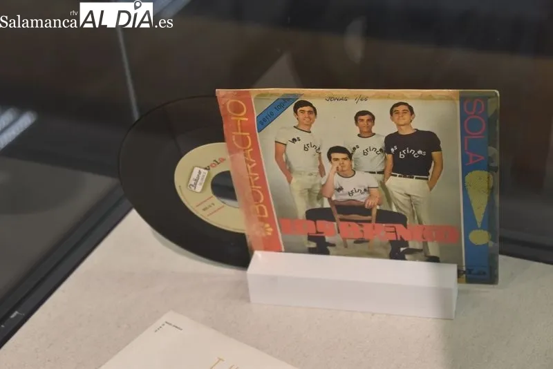 Exposición 'Música para el recuerdo' en el Ayuntamiento de Villares de la Reina