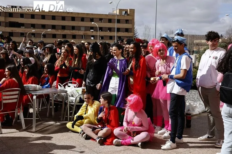 Fiestas de Enfermería y Fisioterapia en el Campus Unamuno. Foto de David Sañudo