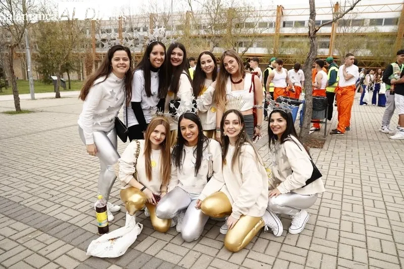 Fiestas de la Facultad de Economía de la USAL. Foto de David Sañudo