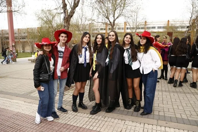 Fiestas de la Facultad de Economía de la USAL. Foto de David Sañudo