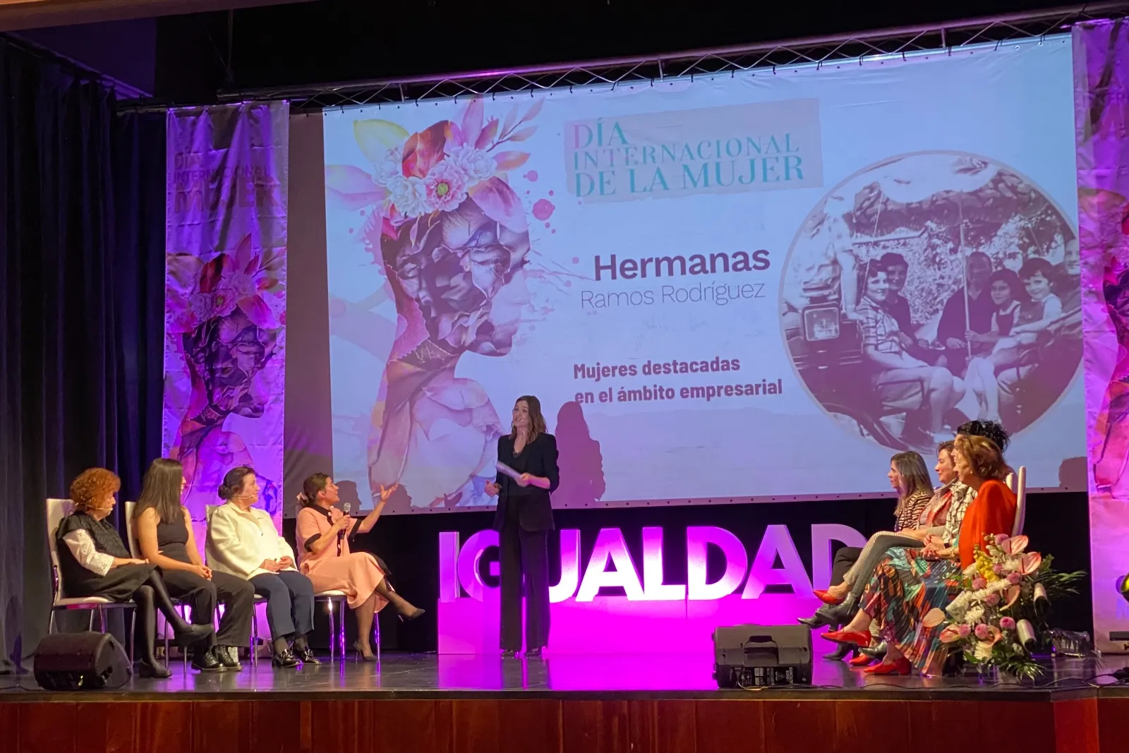Foto 2 - Guijuelo homenajea a sus 'Mujeres Sobresalientes'