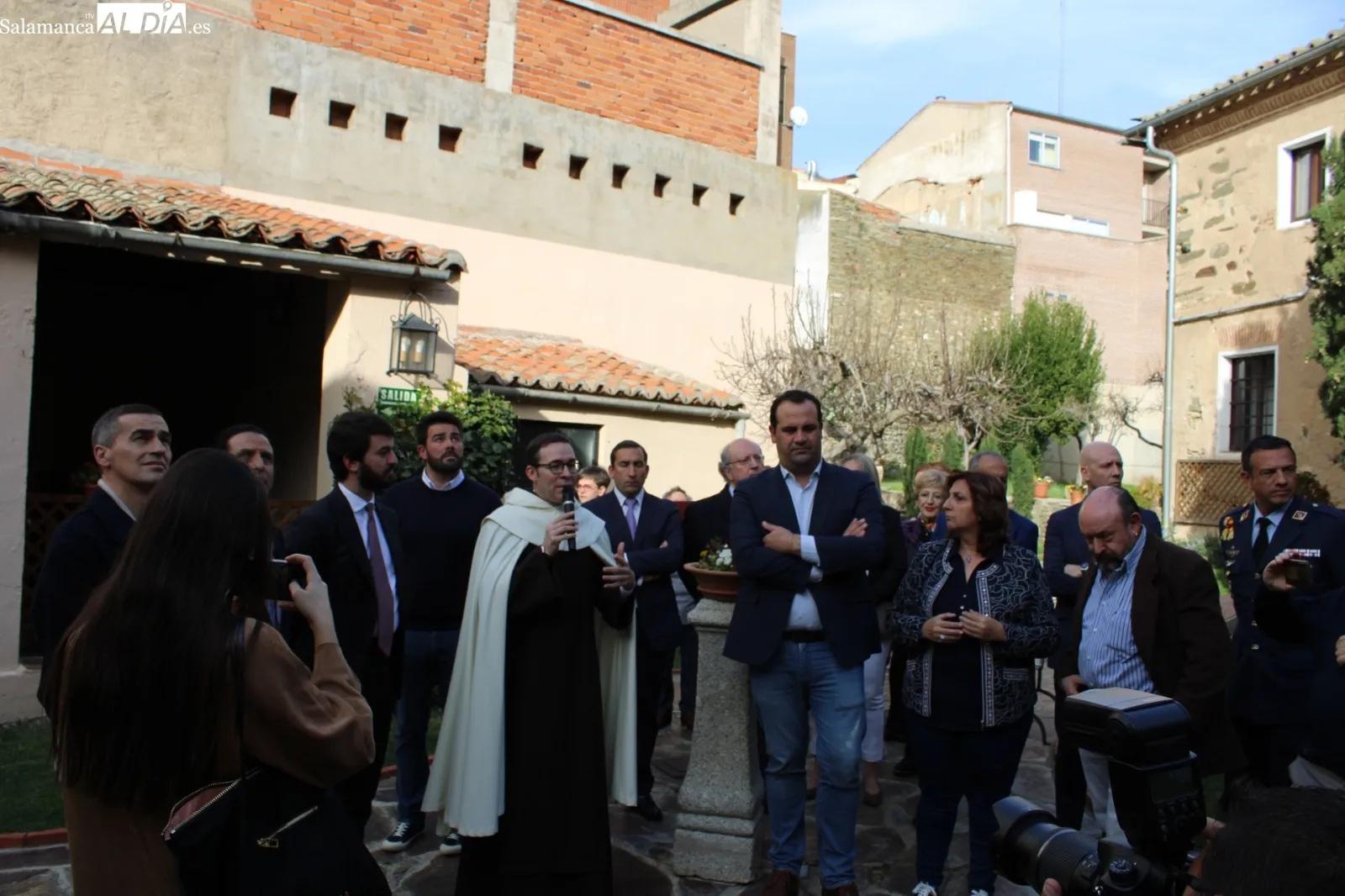 Foto 4 - Garc&iacute;a Gallardo destaca a Santa Teresa como &ldquo;fuente de inspiraci&oacute;n&rdquo; capaz de &ldquo;desafiar a su tiempo&rdquo;