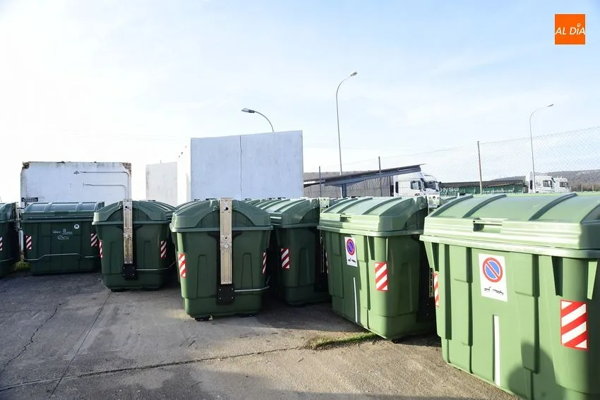 Foto 2 - La Mancomunidad colocar&aacute; por sus municipios 25 nuevos contenedores en los pr&oacute;ximos d&iacute;as