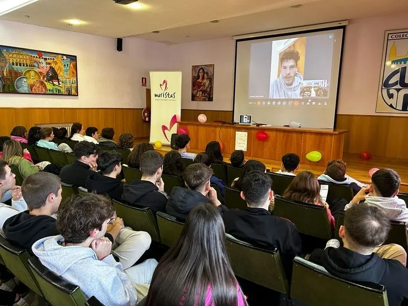 Feria de estudios superiores “Un paso hacia tu futuro” en el colegio Marista Champagnat de Salamanca