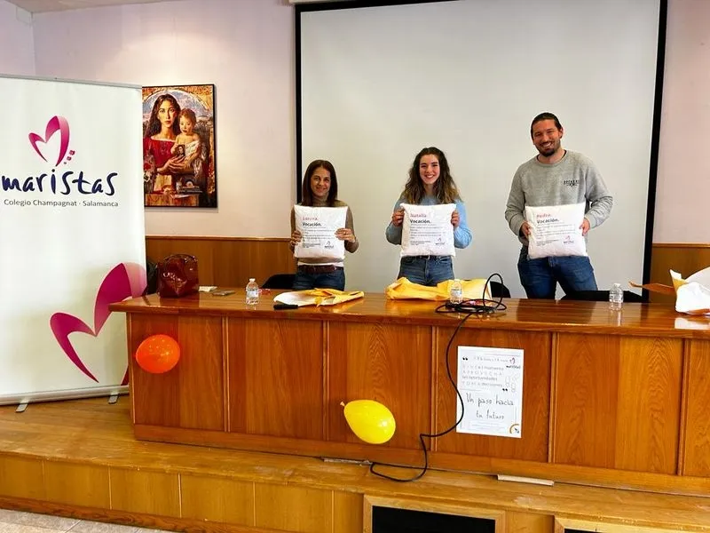 Feria de estudios superiores “Un paso hacia tu futuro” en el colegio Marista Champagnat de Salamanca