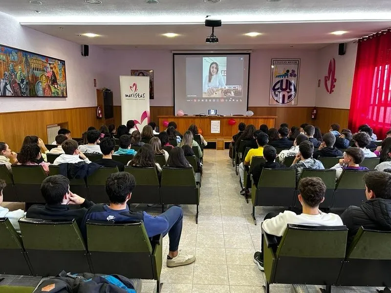 Feria de estudios superiores “Un paso hacia tu futuro” en el colegio Marista Champagnat de Salamanca