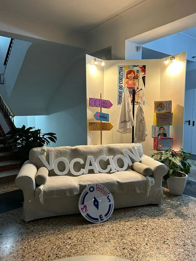 Feria de estudios superiores “Un paso hacia tu futuro” en el colegio Marista Champagnat de Salamanca
