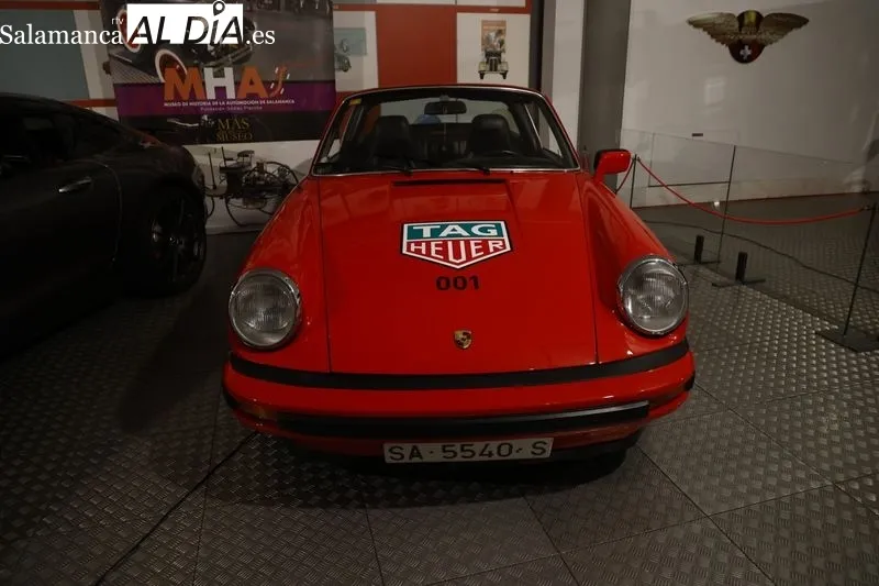 Presentación del nuevo club automovilístico salmantino “GT Drivers” y del II Encuentro Nacional del Club Porsche en el Museo de Historia de la Automoción. Foto de David Sañudo