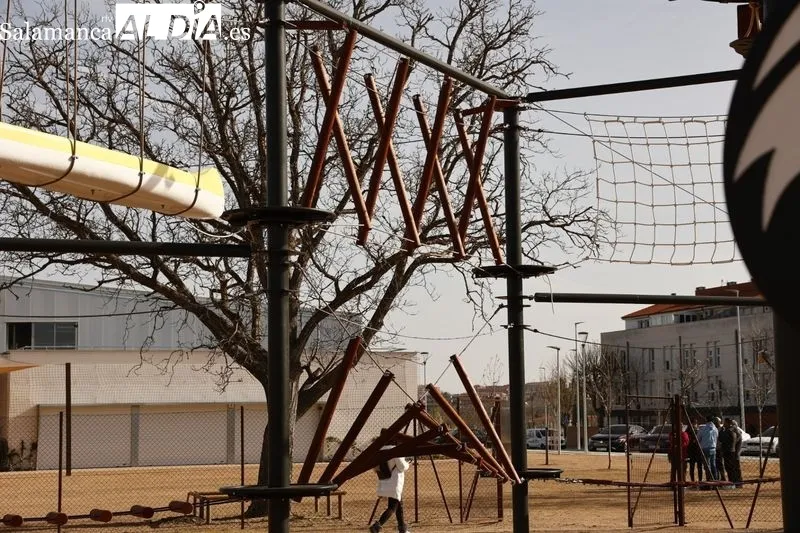 Nuevo parque de aventura en Salamanca, junto a los Huertos Urbanos. Foto de David Sañudo