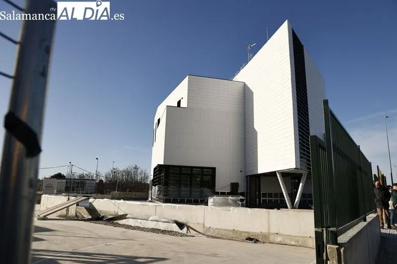 La delegada del Gobierno en Castilla y León, Virginia Barcones, visita las obras del nuevo cuartel de la Guardia Civil de San Marta. Foto de David Sañudo