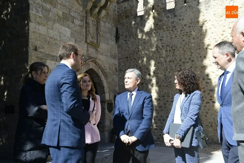 Foto 2 - El Parador reabre sus puertas tras una reforma de 1,8 millones y con otra de 1,4 ya en agenda