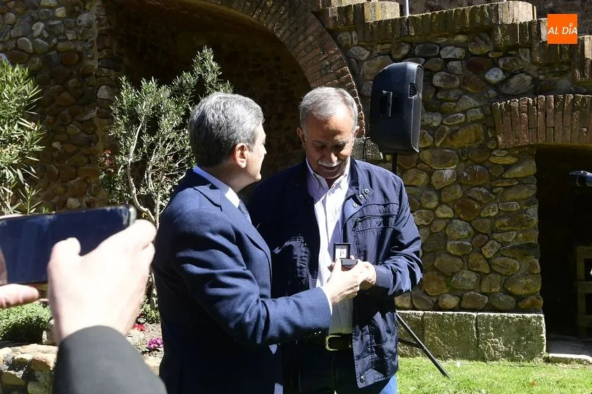 Foto 4 - Paradores reconoce a 3 trabajadores de su establecimiento en Mir&oacute;briga con 33 a&ntilde;os de antig&uuml;edad