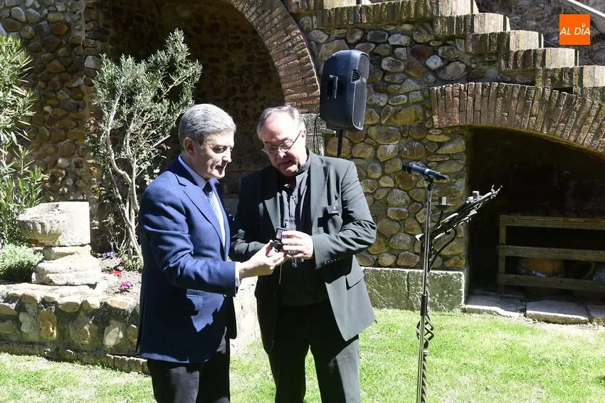 Foto 7 - Paradores reconoce a 3 trabajadores de su establecimiento en Mir&oacute;briga con 33 a&ntilde;os de antig&uuml;edad