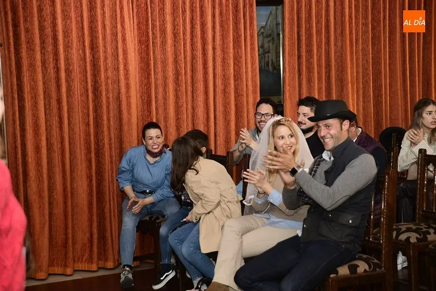 Foto 3 - El equipo &lsquo;El Rebollar&rsquo; gana el escape room y se lleva la boda puesta en juego