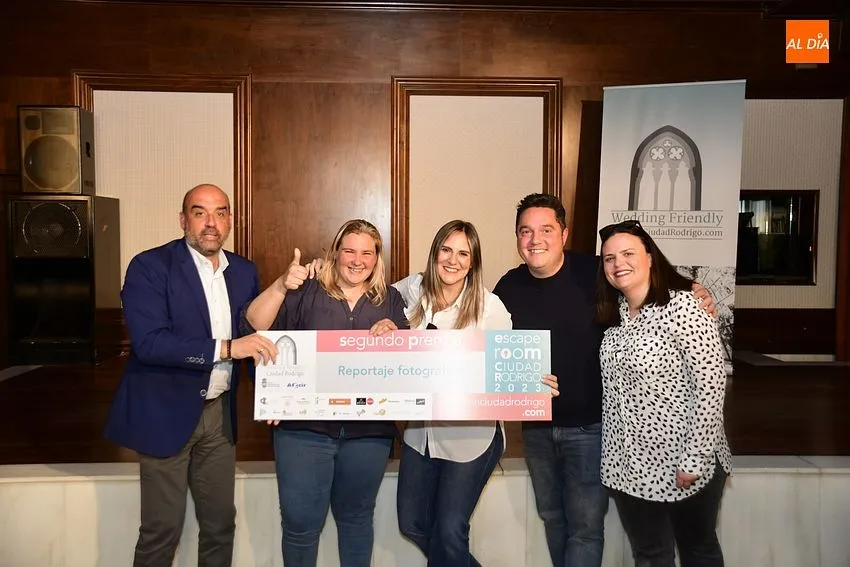 Foto 10 - El equipo &lsquo;El Rebollar&rsquo; gana el escape room y se lleva la boda puesta en juego