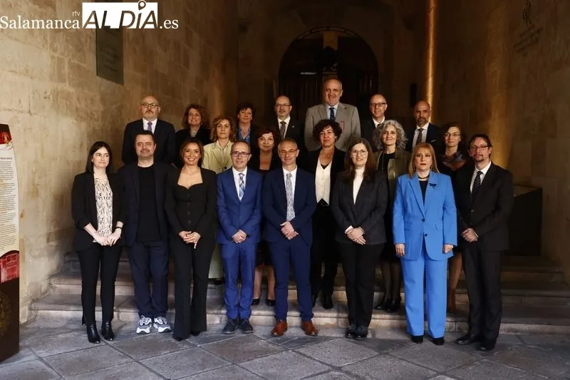 Entrega los premios María de Maeztu y Gloria Begué en un acto celebrado en el Paraninfo de la USAL. Foto de David Sañudo