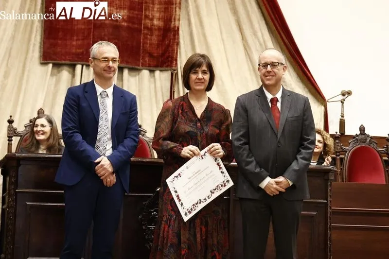Entrega los premios María de Maeztu y Gloria Begué en un acto celebrado en el Paraninfo de la USAL. Foto de David Sañudo
