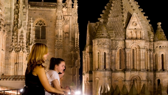Turismo de Salamanca y el Cabildo Catedralicio suscriben un protocolo de colaboración para actualizar la visita a Ieronimus