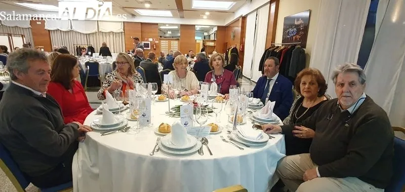 Velada en la que el Rotary Club Plaza Mayor ha premiado a Mayalde