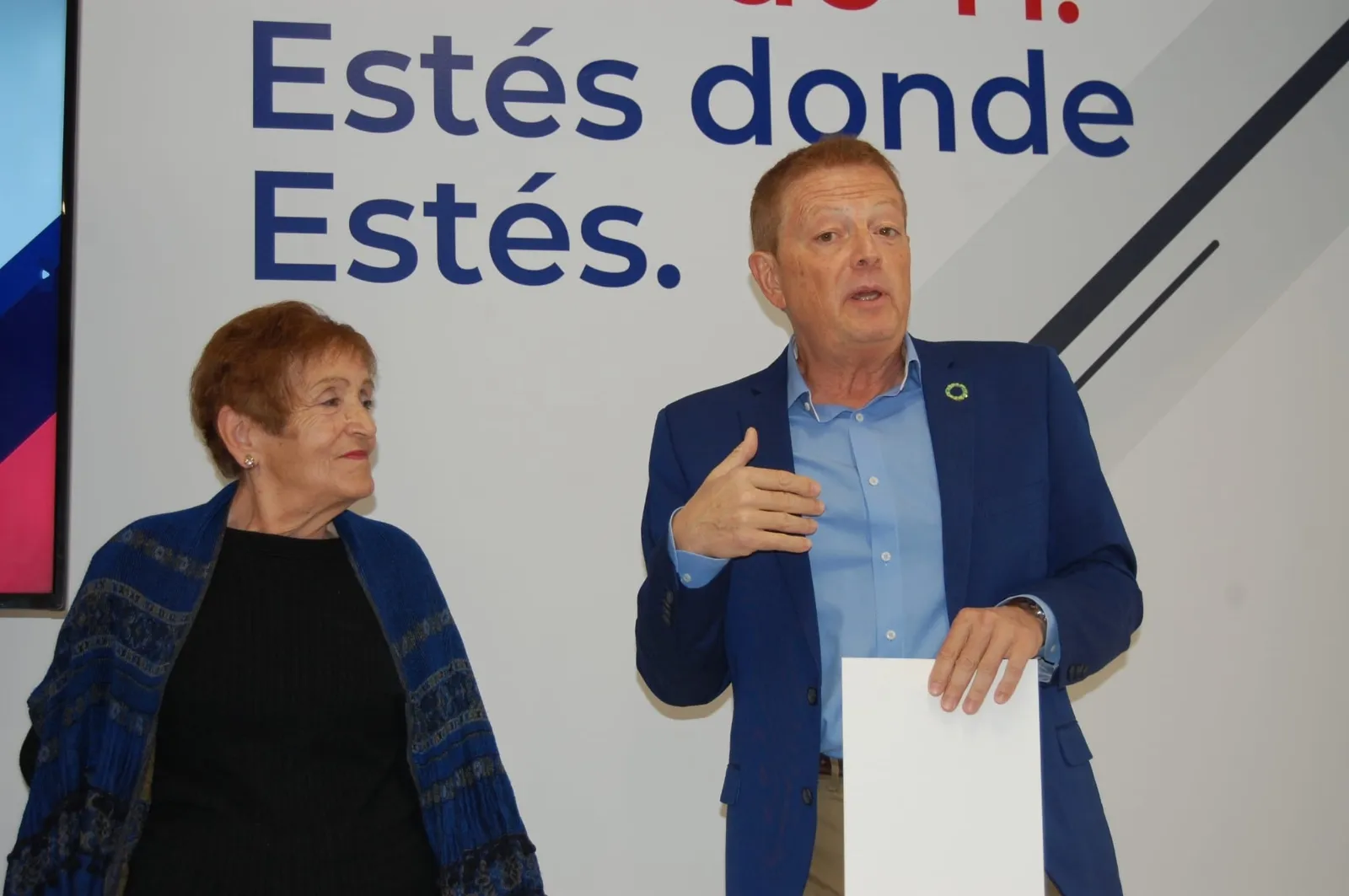 Ana María Saéz ha recibido un homenaje por sus 17 años como voluntaria de Cruz Roja