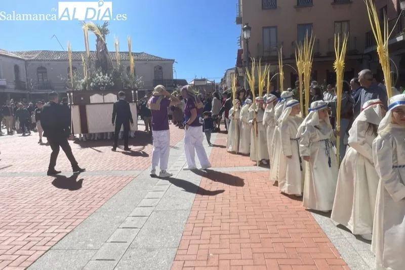 Foto 10 - Multitudinario recibimiento a Jes&uacute;s en la Borriquilla en un esperado Domingo de Ramos
