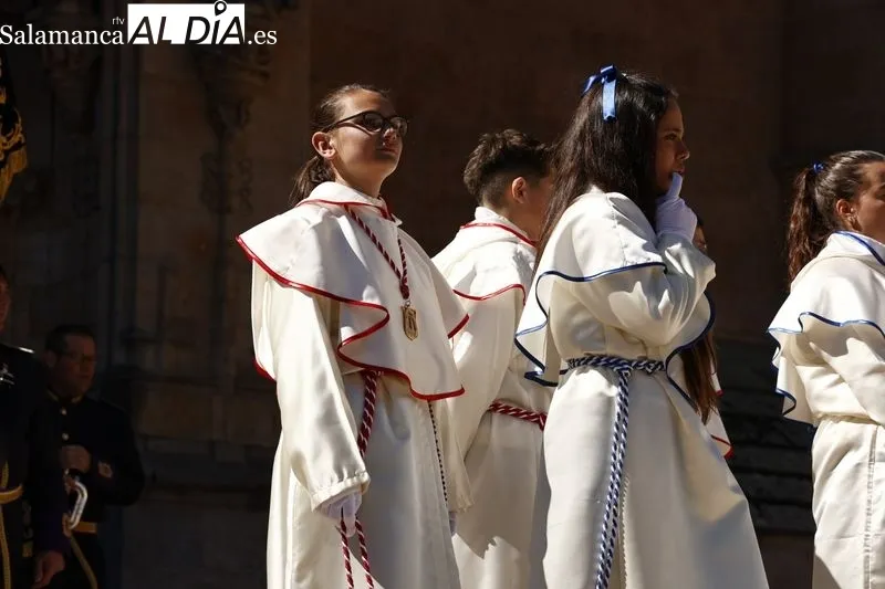 Foto 10 - Salmantinos y turistas disfrutan con Jes&uacute;s Amigo de los Ni&ntilde;os