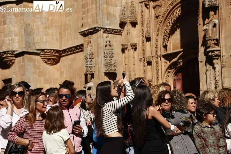 Público en la procesión de la Hermandad de Nuestro Padre Jesús del Perdón. Fotos: David Sañudo