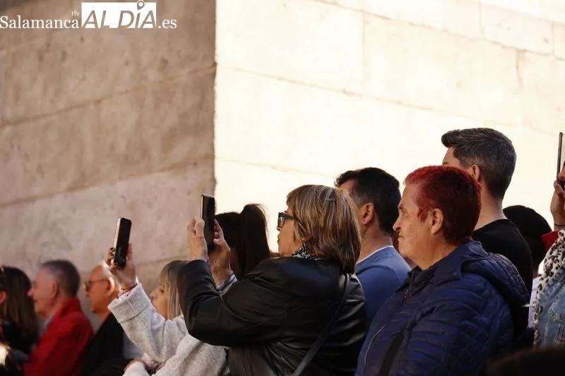 Público en la procesión de la Hermandad de Nuestro Padre Jesús del Perdón. Fotos: David Sañudo