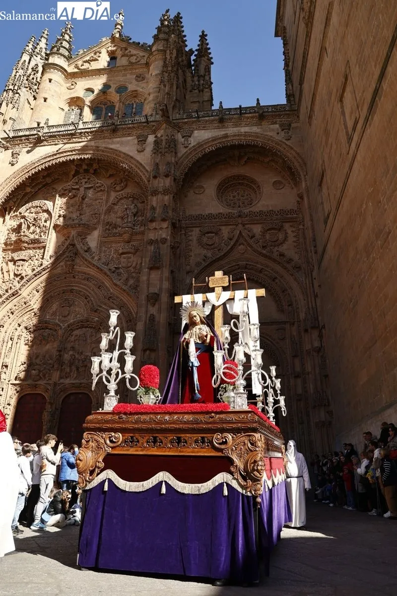 Imágenes de la procesión de la Hermandad de Nuestro Padre Jesús del Perdón. Fotos: David Sañudo