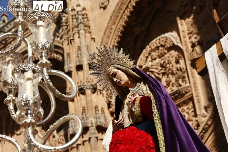 Imágenes de la procesión de la Hermandad de Nuestro Padre Jesús del Perdón. Fotos: David Sañudo