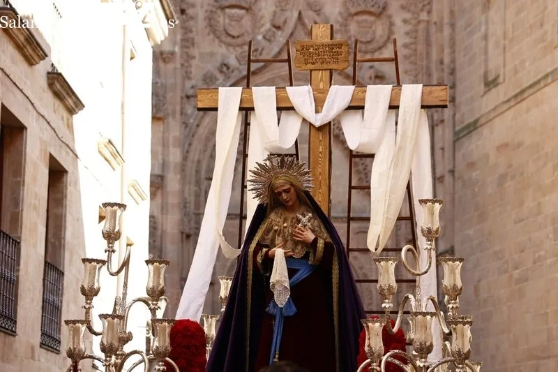 Imágenes de la procesión de la Hermandad de Nuestro Padre Jesús del Perdón. Fotos: David Sañudo