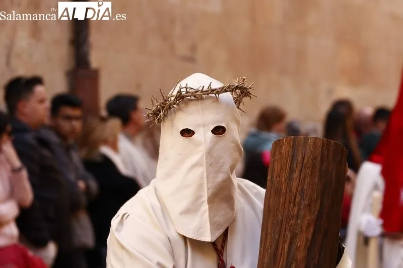 Imágenes de la procesión de la Hermandad de Nuestro Padre Jesús del Perdón. Fotos: David Sañudo