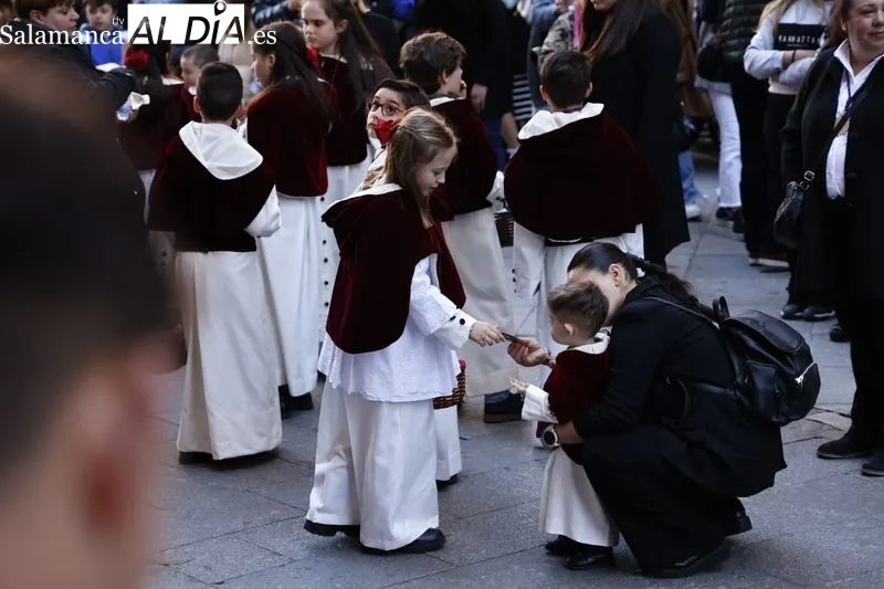 Foto 14 - Emotivo desfile de Jes&uacute;s Despojado junto a su Madre, Caridad y Consuelo