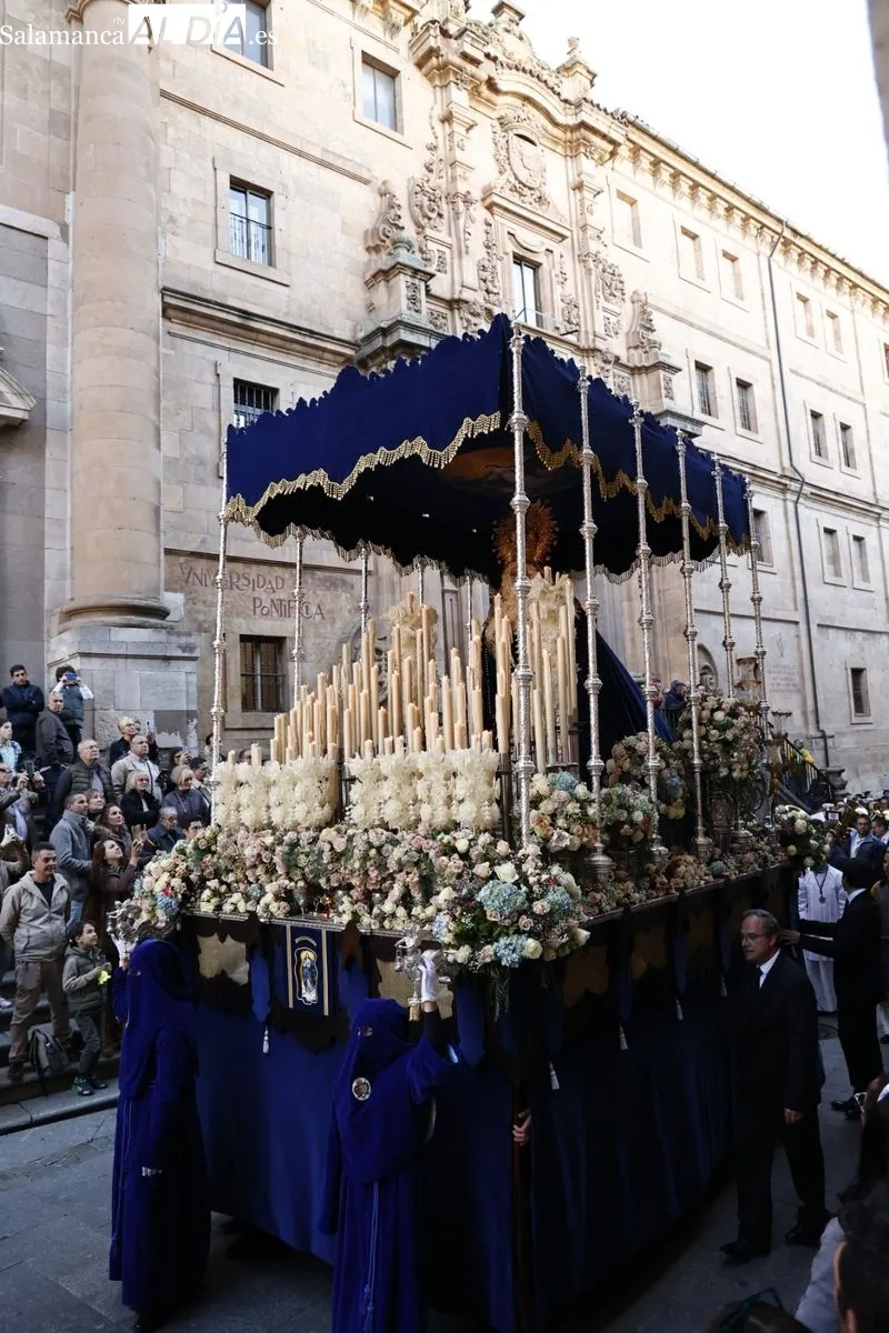 Foto 5 - Emotivo desfile de Jes&uacute;s Despojado junto a su Madre, Caridad y Consuelo