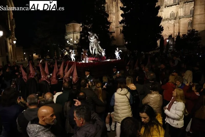 Foto 4 - Emocionante procesi&oacute;n de Jes&uacute;s Flagelado 