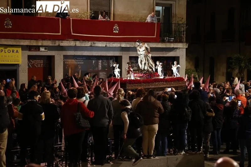 Foto 2 - Emocionante procesi&oacute;n de Jes&uacute;s Flagelado 